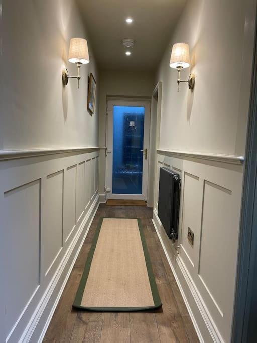 Peaceful Apartment In The Heart Of Фрум Екстериор снимка
