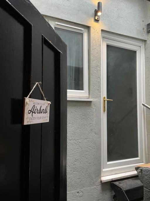 Peaceful Apartment In The Heart Of Фрум Екстериор снимка